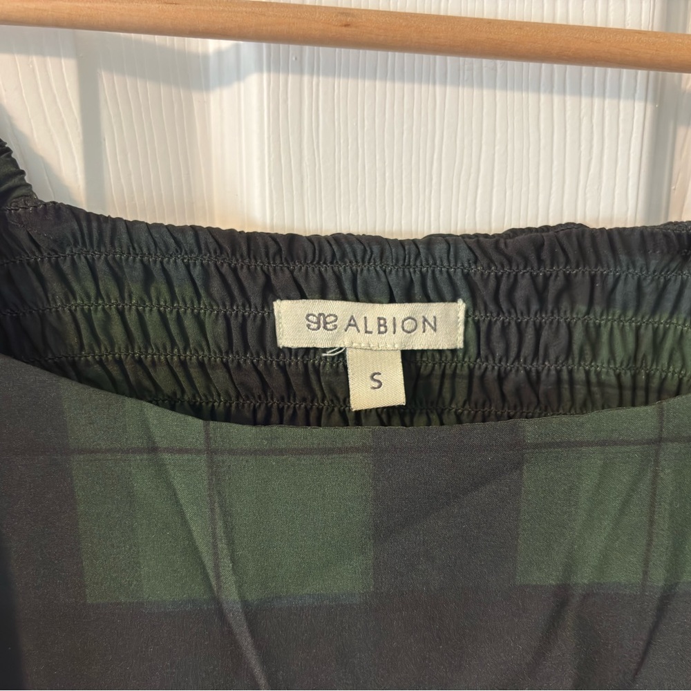Albion Green and Black Tiered Sundress with Puff Sleeves - Picture 2 of 4